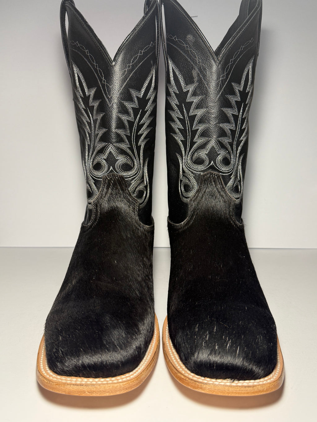 Cowhide Size 12
