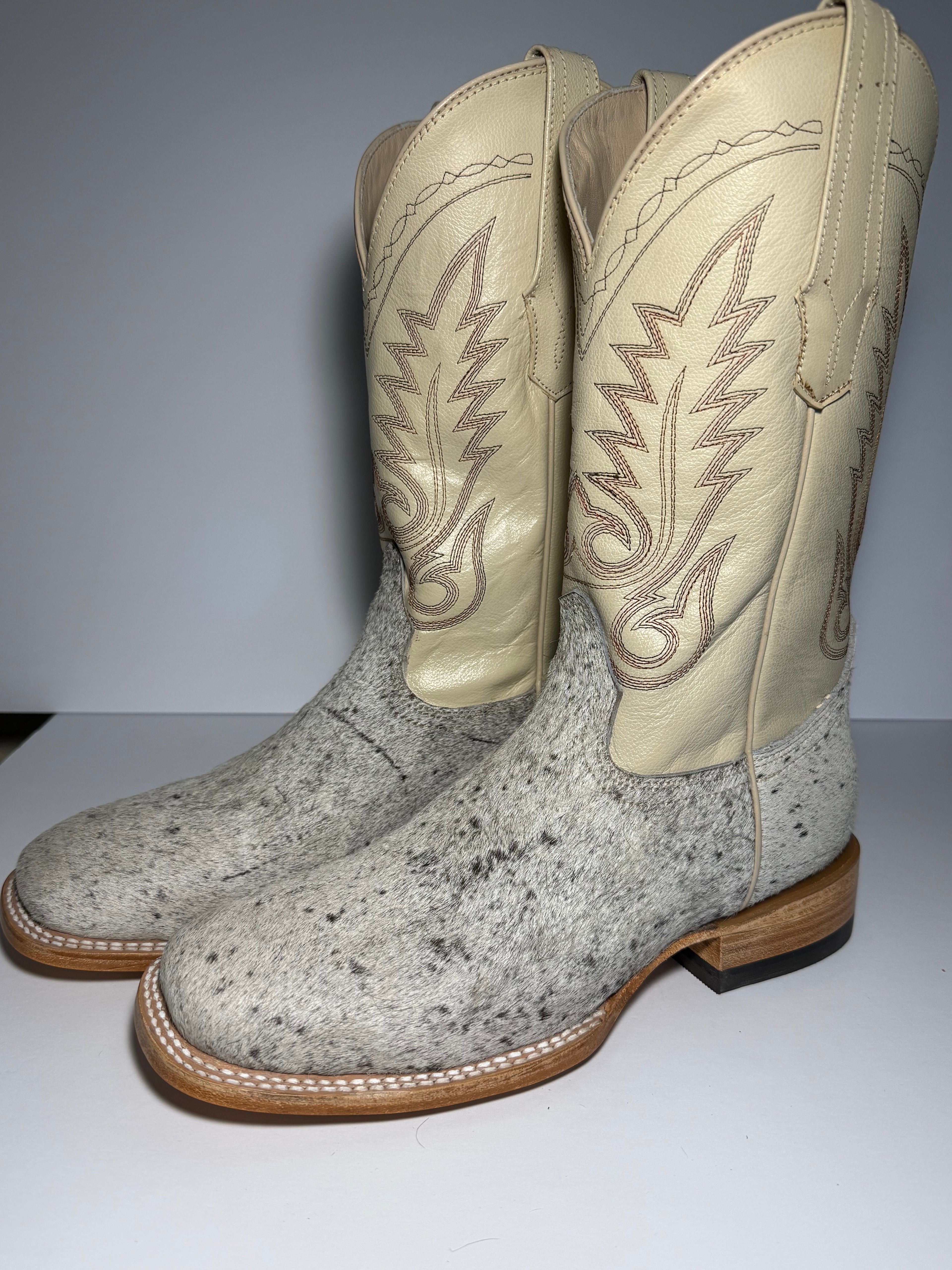 Cowhide Size 9