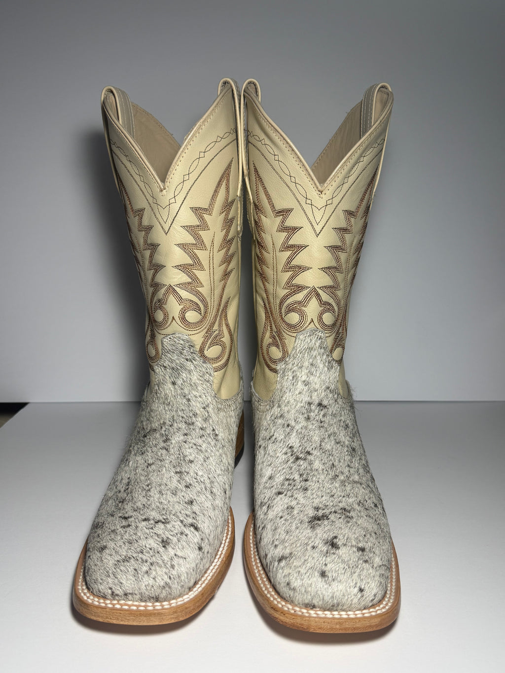 Cowhide Size 8