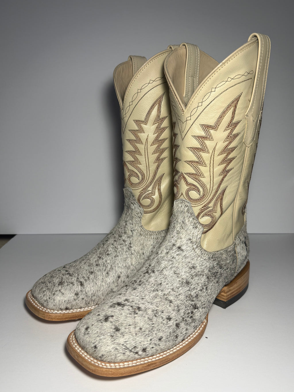 Cowhide Size 8