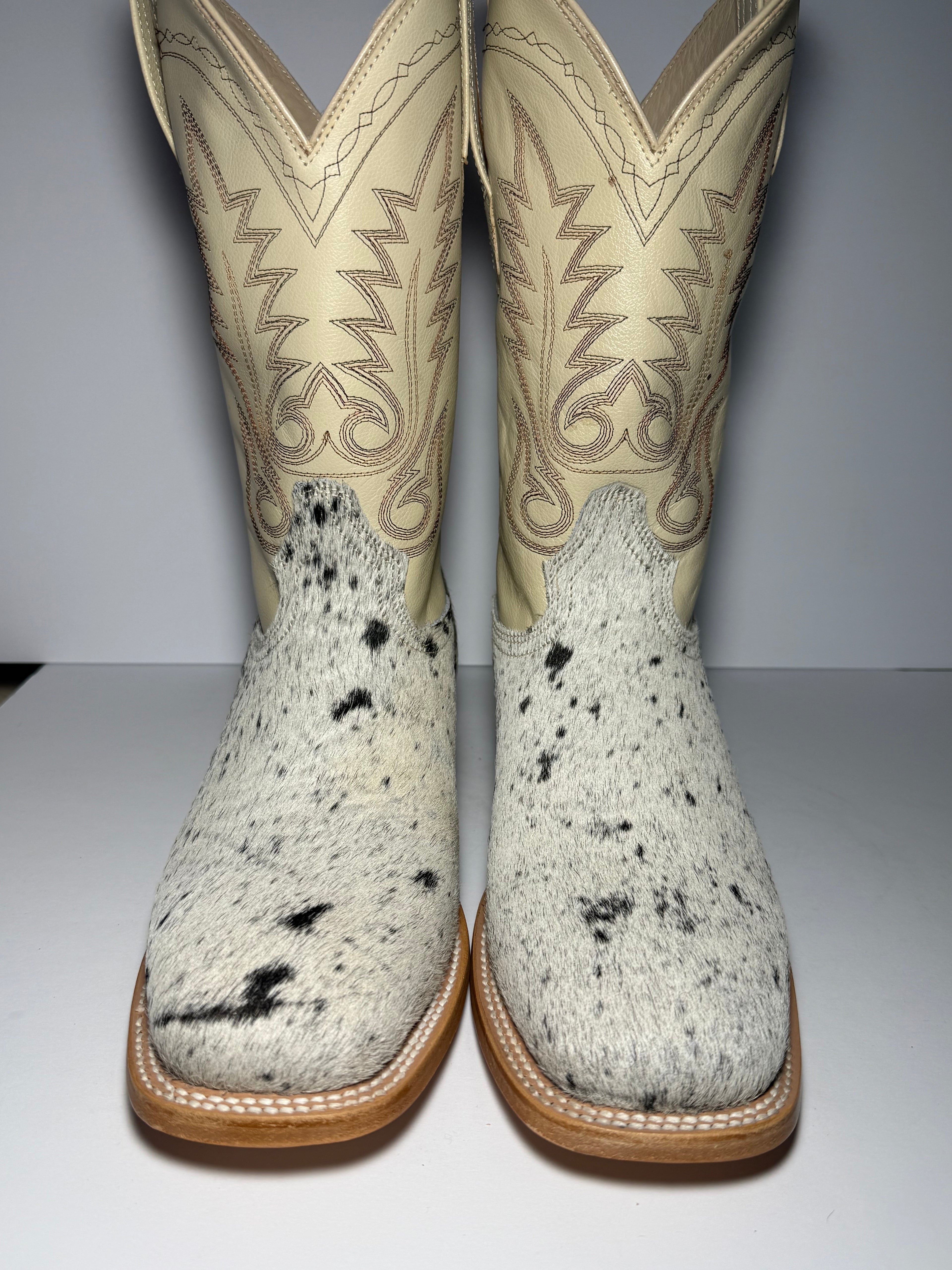 Cowhide Size 10