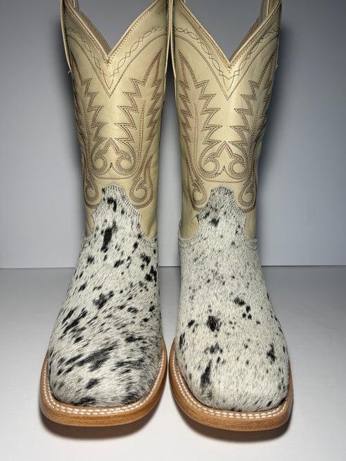 Cowhide Size 10.5