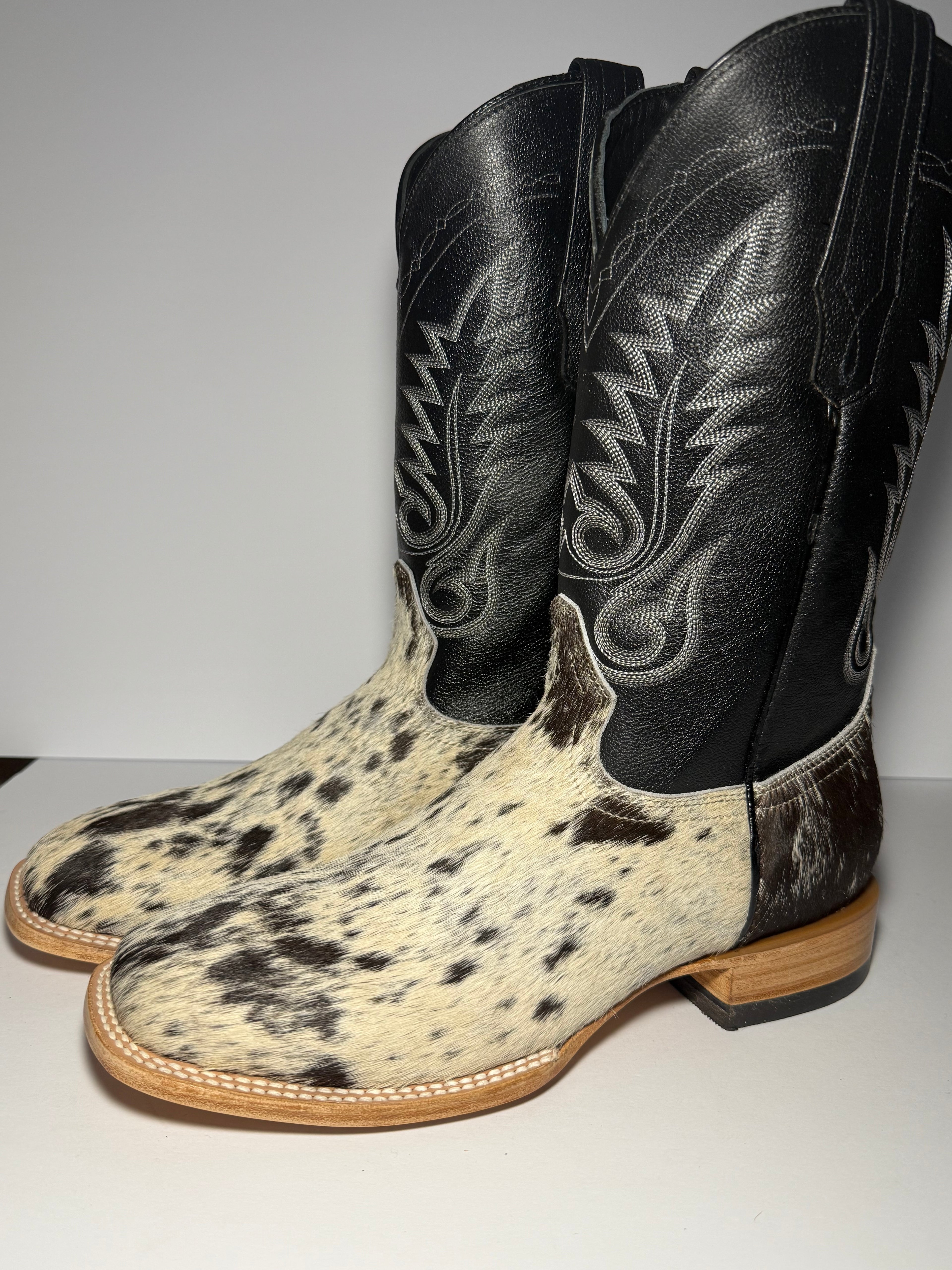 Cowhide Size 10