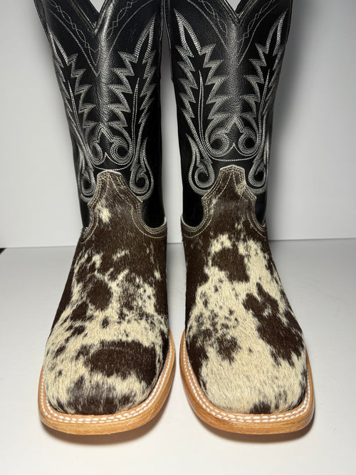 Cowhide Size 10