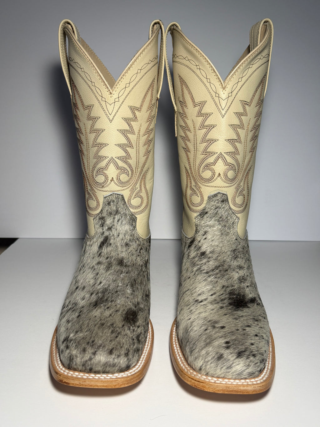 Cowhide Size 9