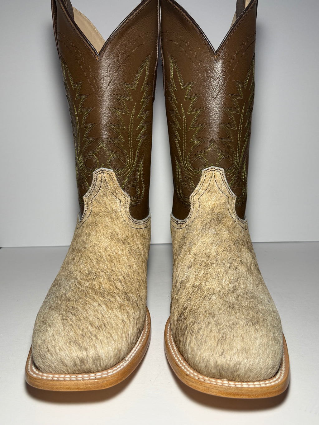 Cowhide Size 11.5