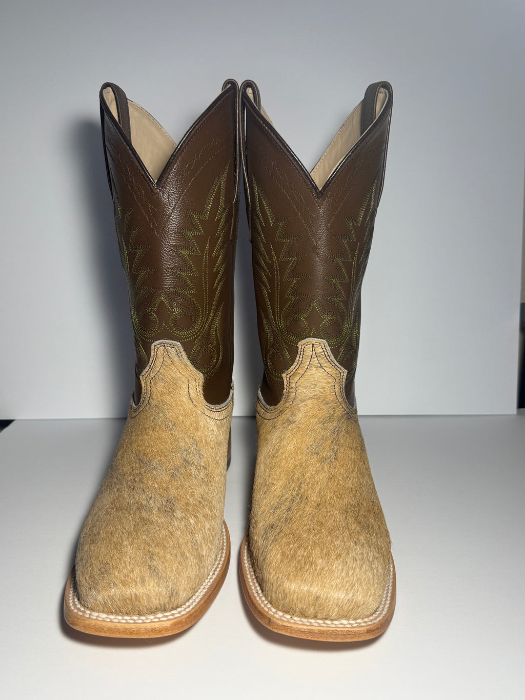 Cowhide Size 8