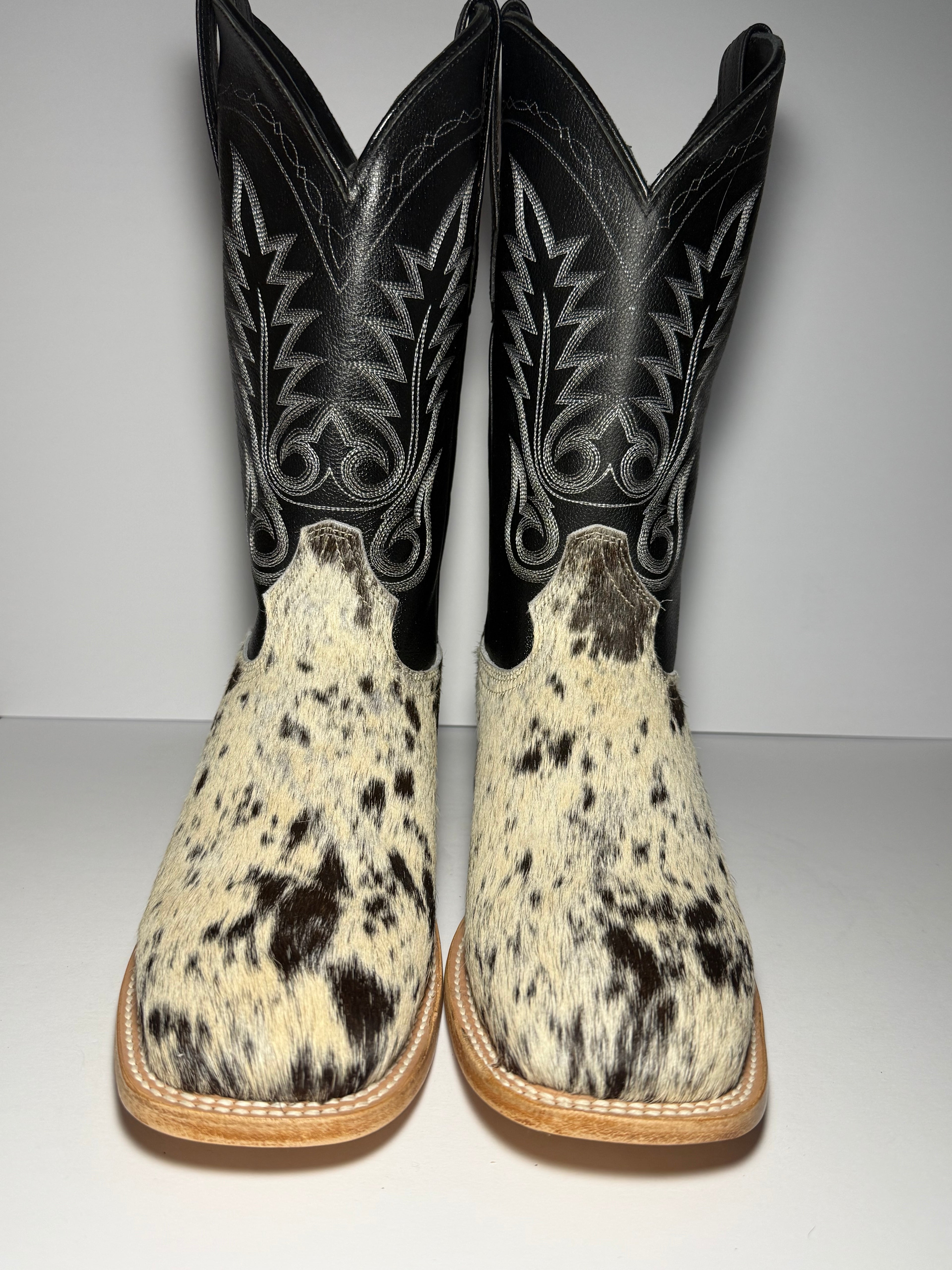 Cowhide Size 10