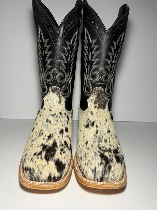 Cowhide Size 10