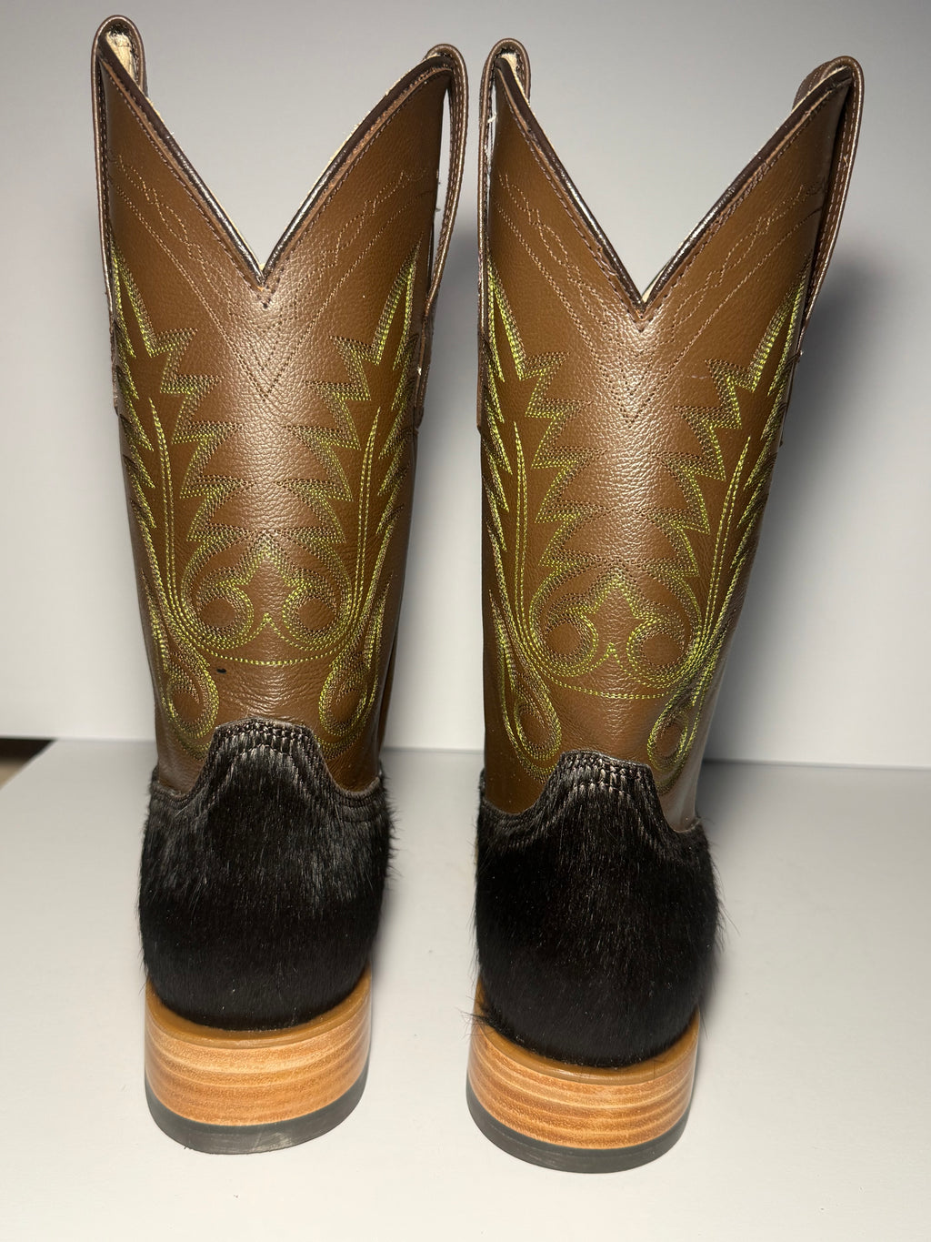 Cowhide Size 9