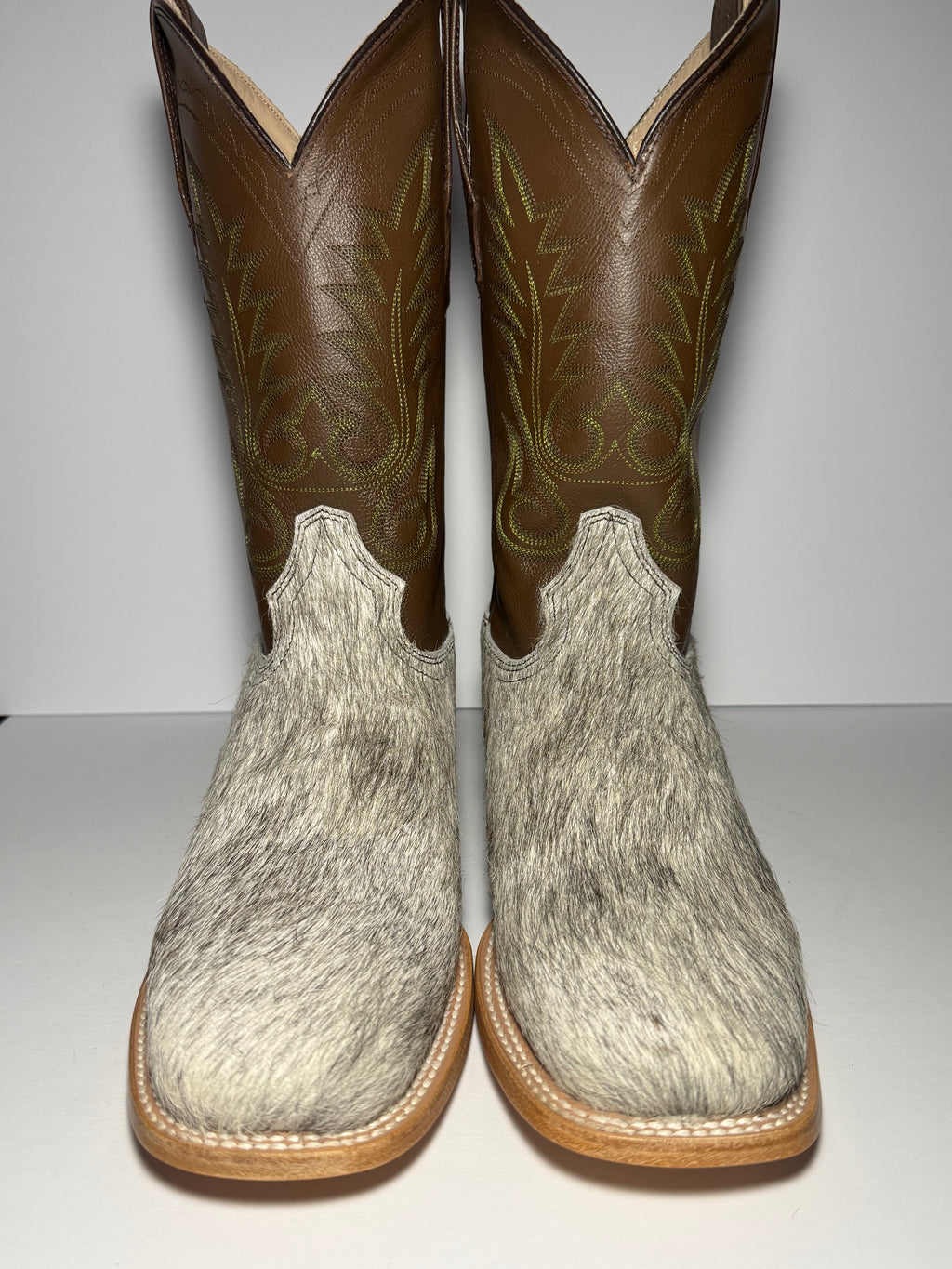 Cowhide Size 10