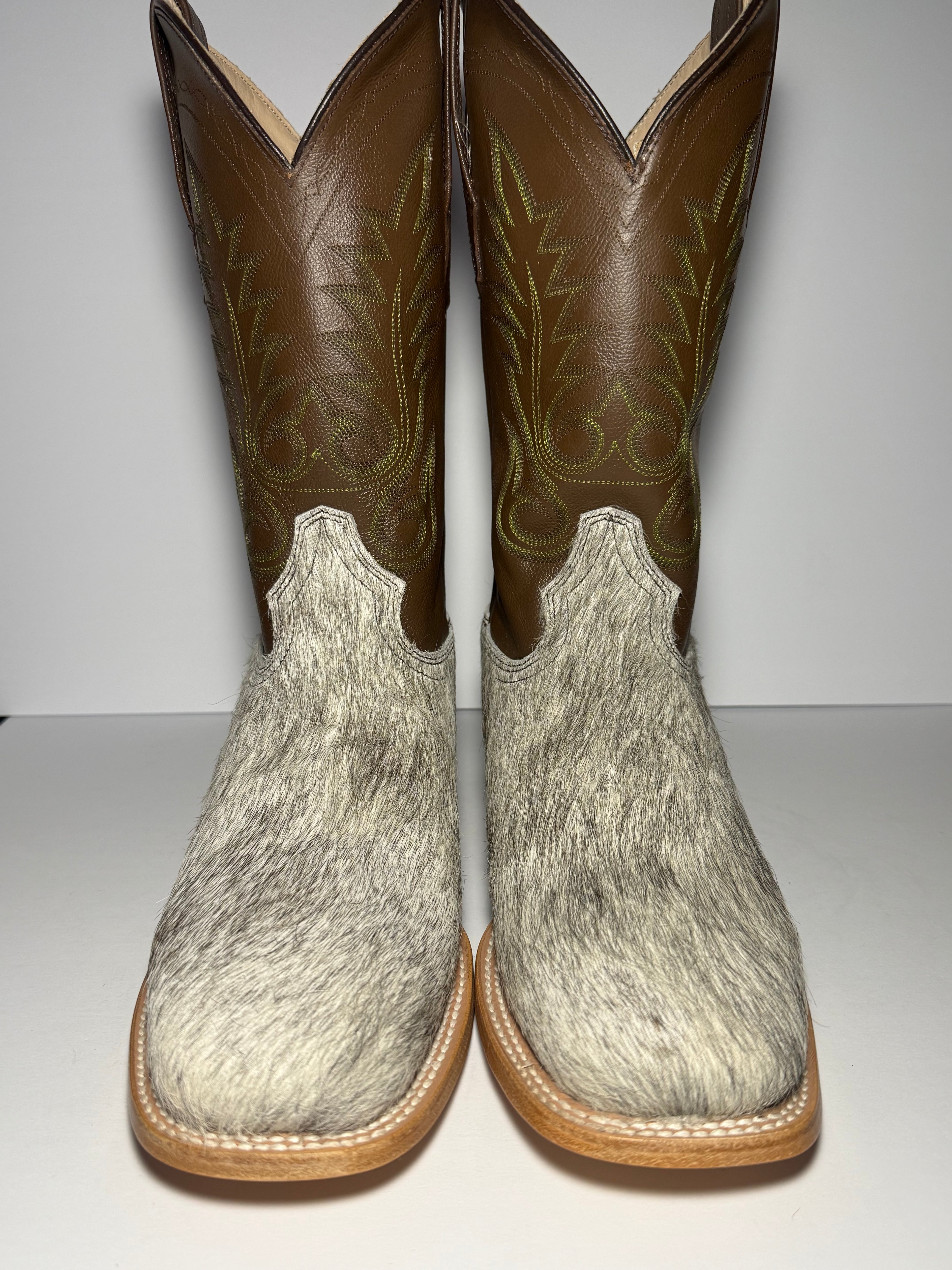 Cowhide Size 10