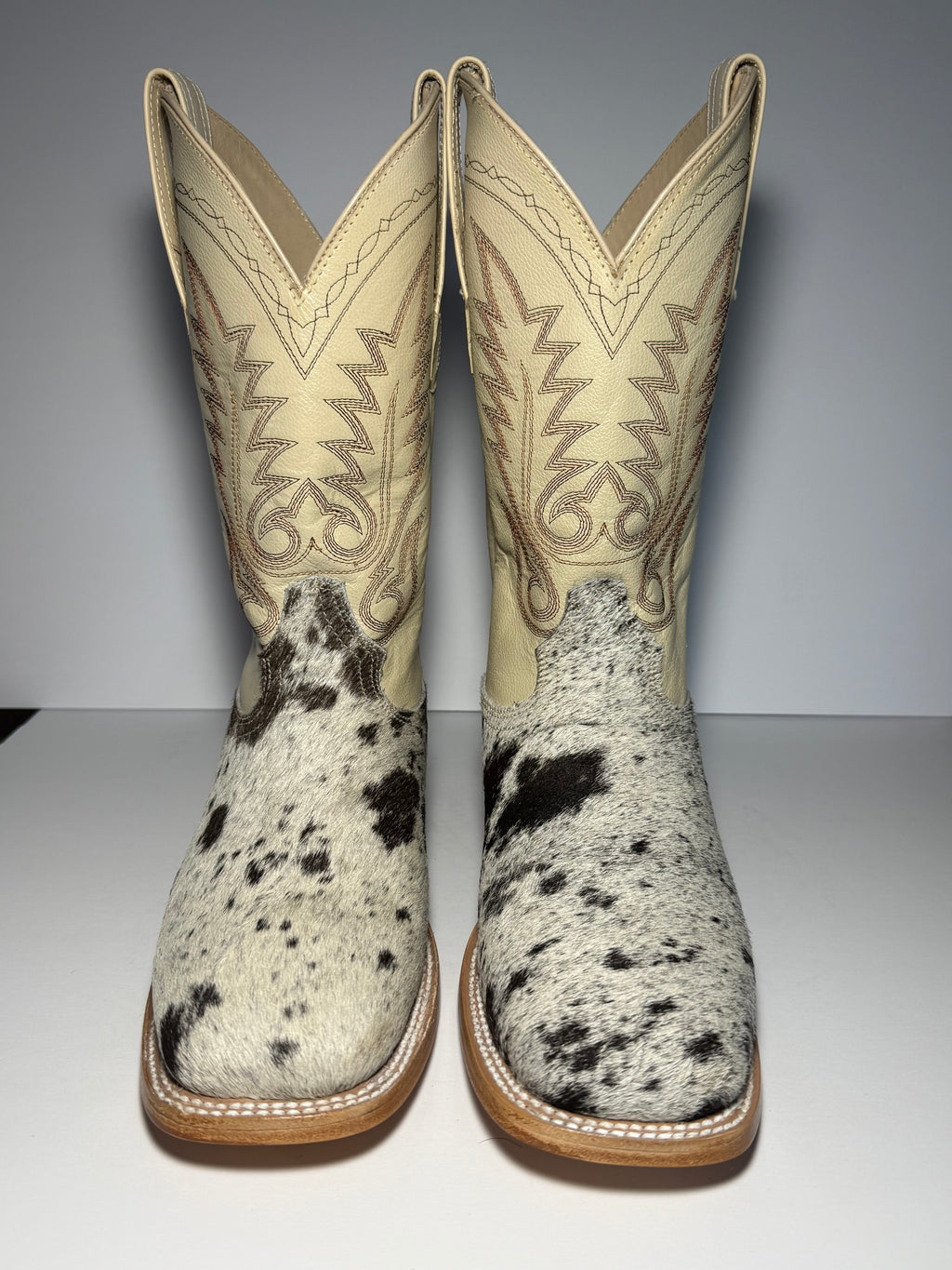 Cowhide Size 9