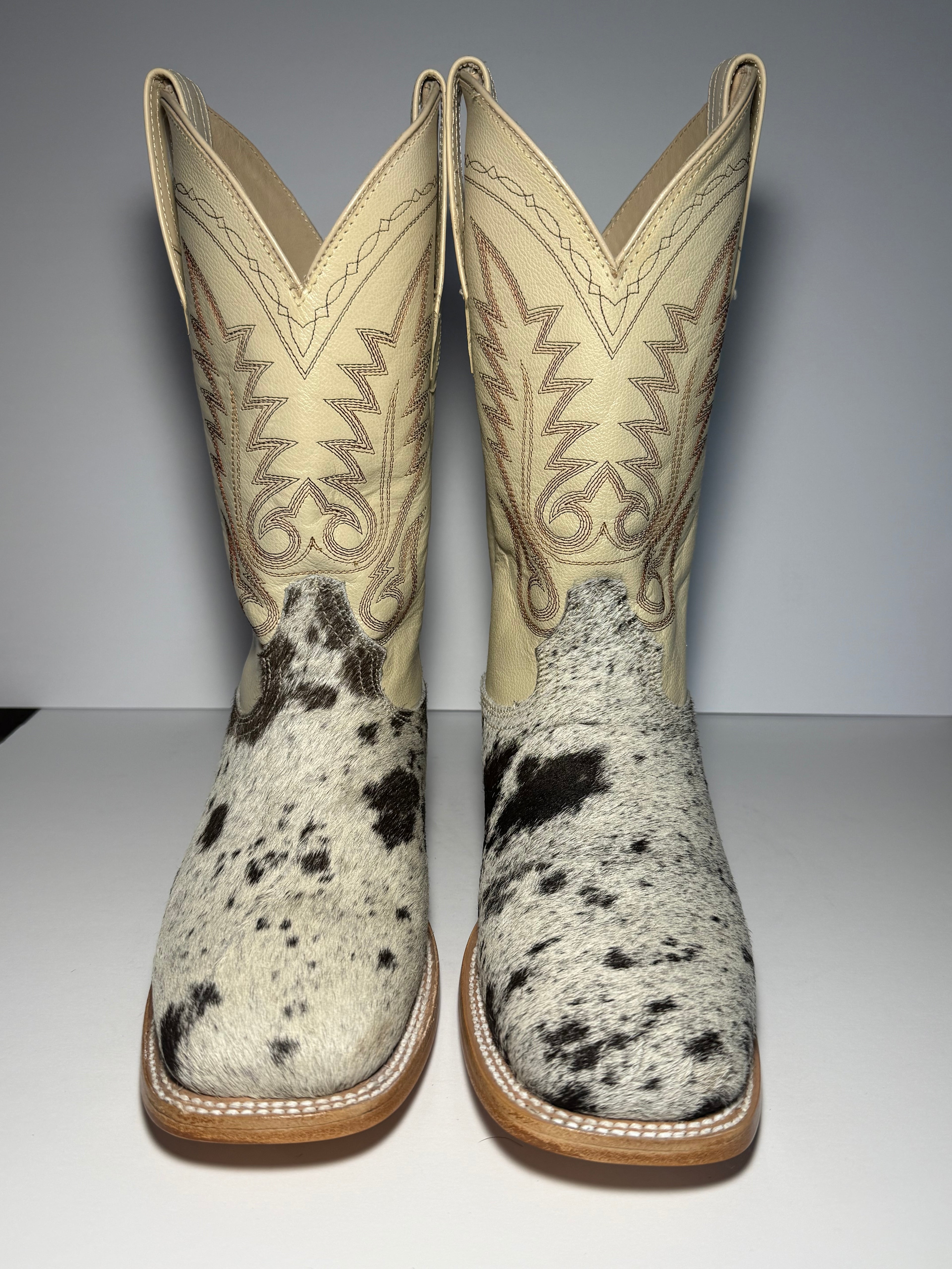 Cowhide Size 9