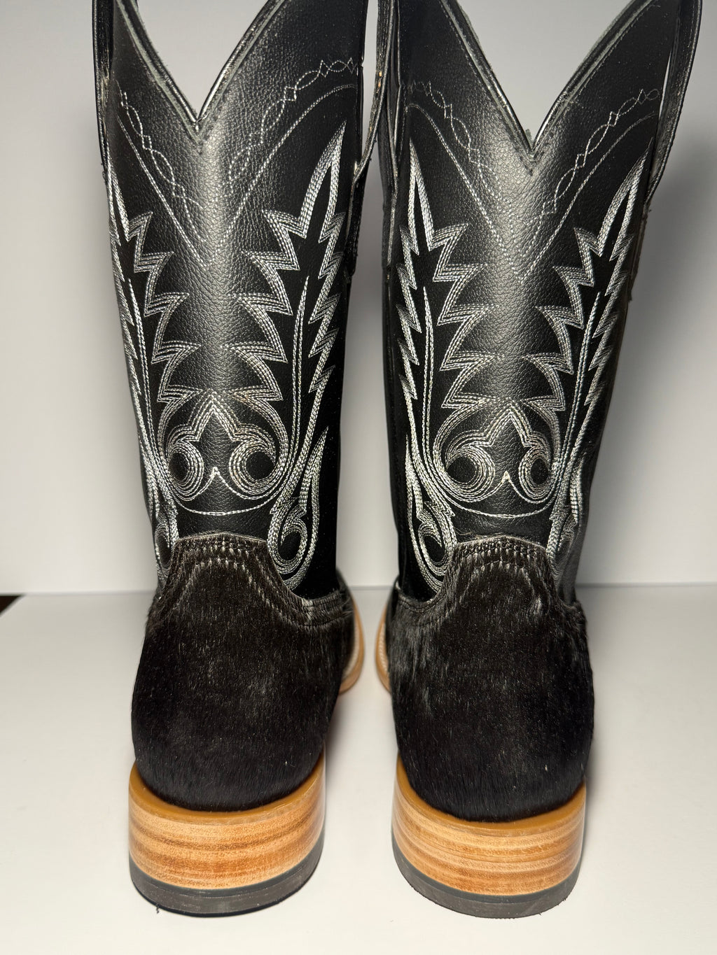 Cowhide Size 11