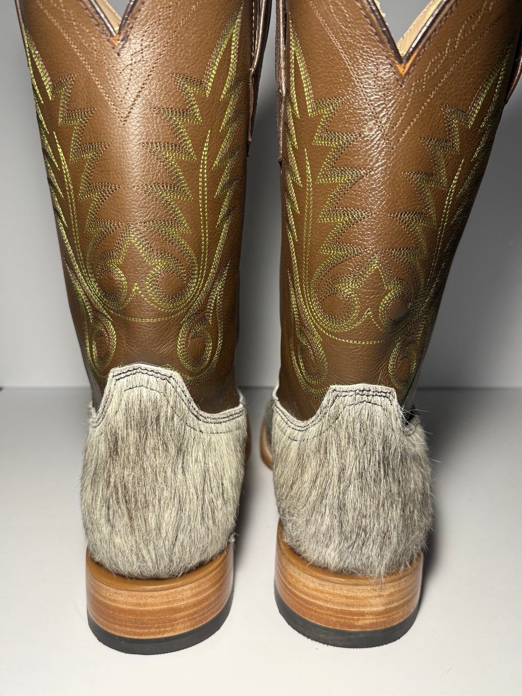 Cowhide Size 10