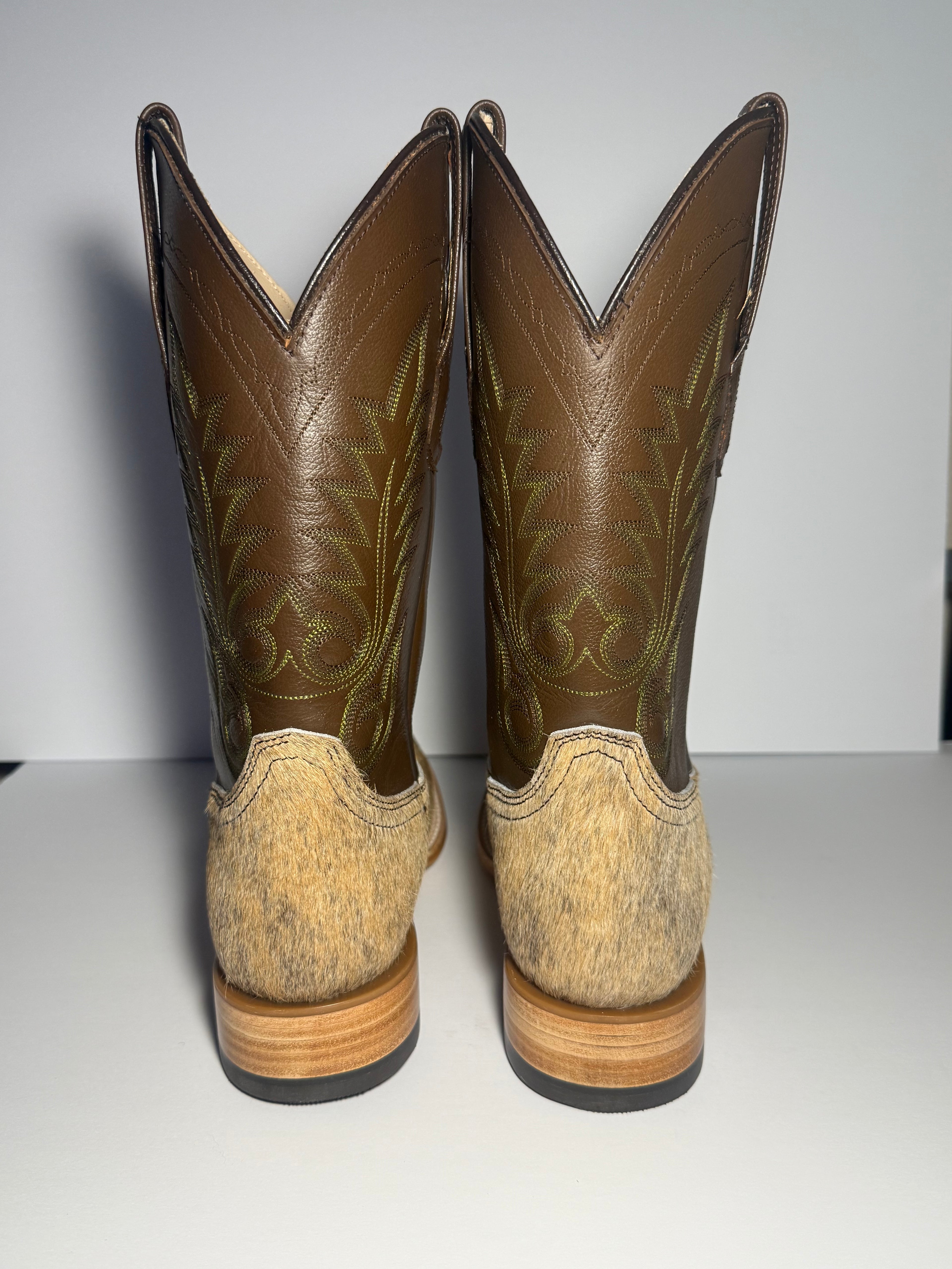 Cowhide Size 8
