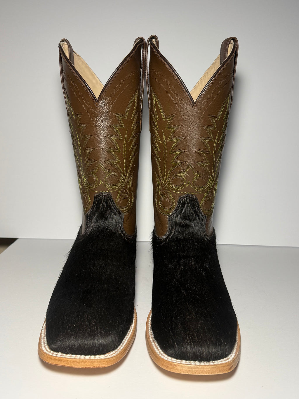 Cowhide Size 9