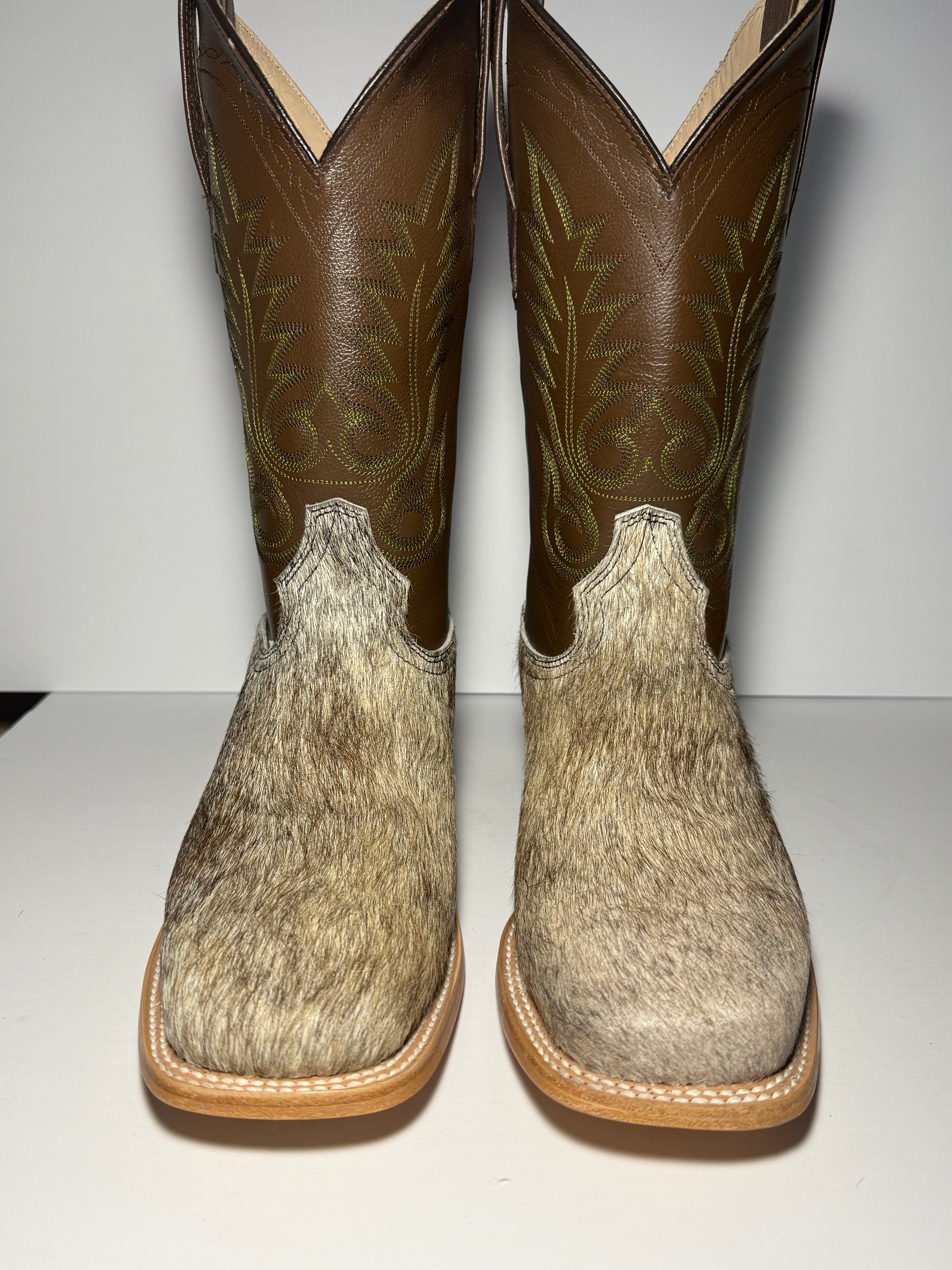 Cowhide Size 10